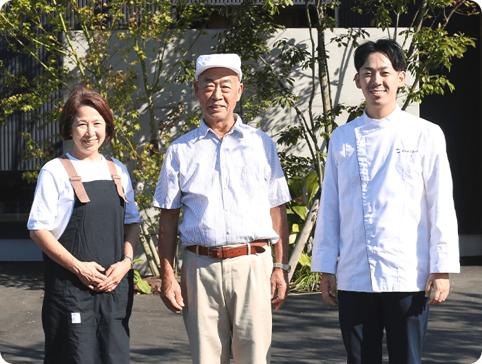 山廣海苔のスタッフ(会長・看板娘・社長)
